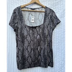 Woman’s Express Blouse Snakeskin Gray Large Square Neck Rayon Shirt NWT